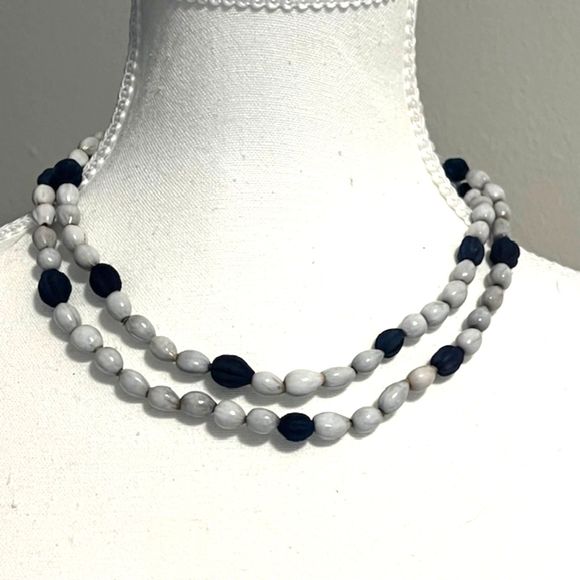 Gray & Black Beaded Long Necklace - Picture 3 of 9